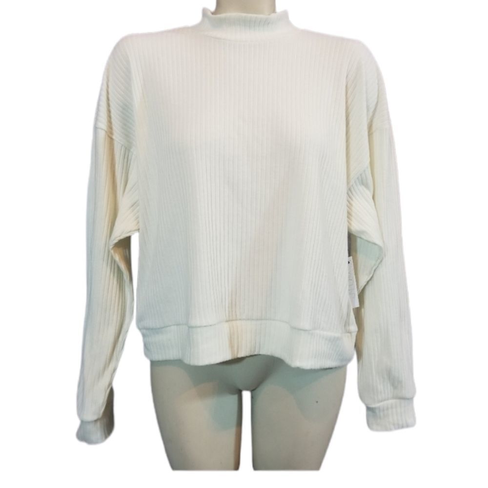5/$25‎ Summer Sale!!! Abound White Mock Neck Top Size XL